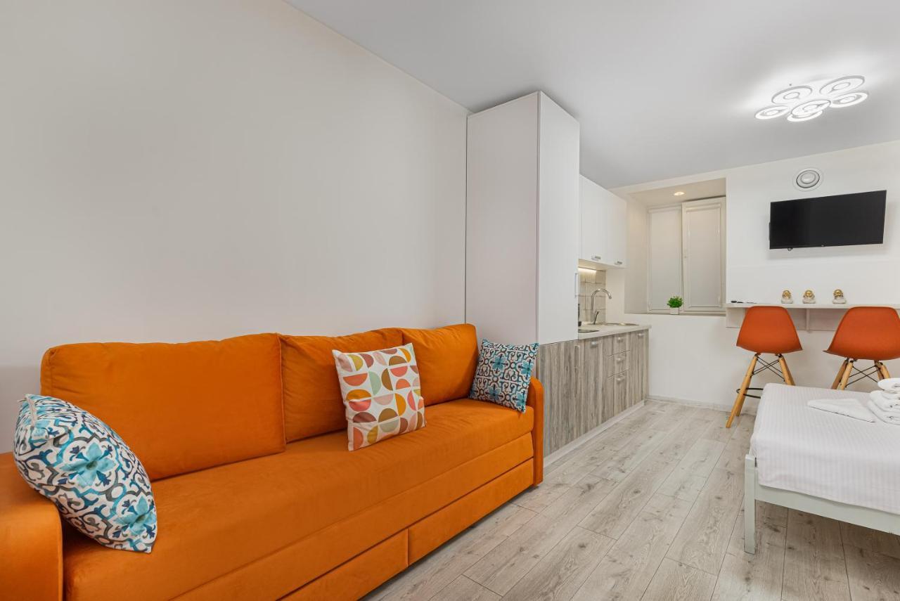 Suites On Chaikovskogo Odessa Ngoại thất bức ảnh