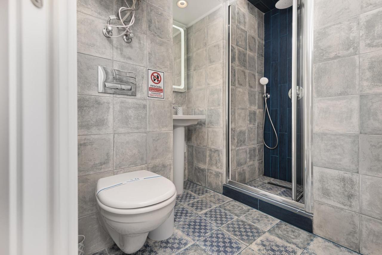Suites On Chaikovskogo Odessa Ngoại thất bức ảnh