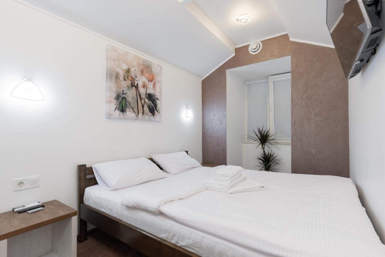 Suites On Chaikovskogo Odessa Ngoại thất bức ảnh