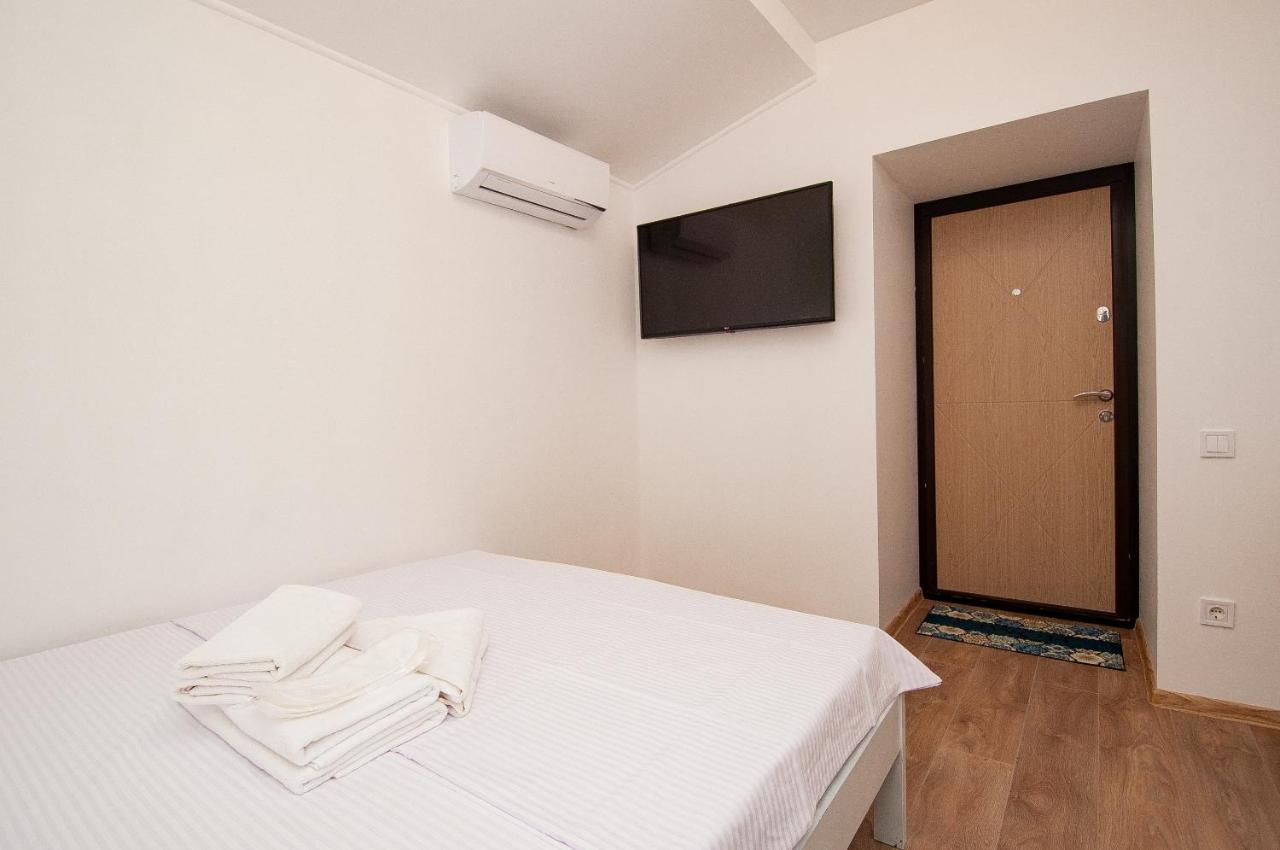 Suites On Chaikovskogo Odessa Ngoại thất bức ảnh