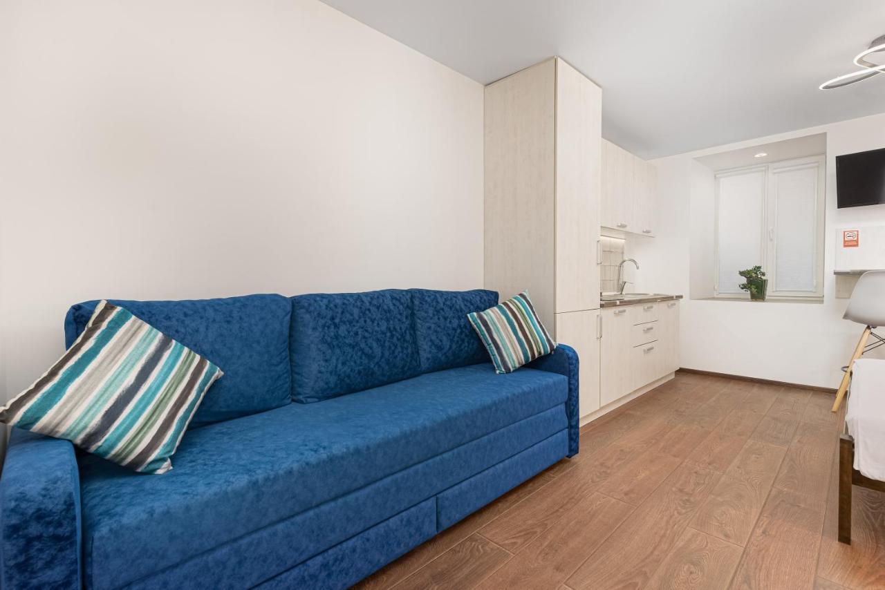 Suites On Chaikovskogo Odessa Ngoại thất bức ảnh