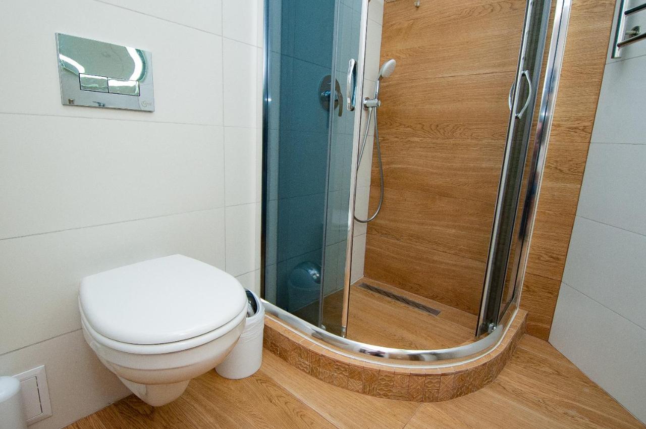 Suites On Chaikovskogo Odessa Ngoại thất bức ảnh
