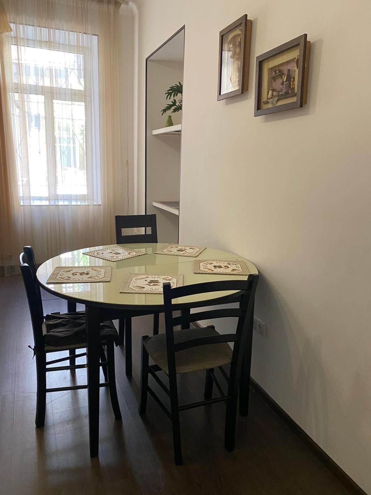 Suites On Chaikovskogo Odessa Ngoại thất bức ảnh
