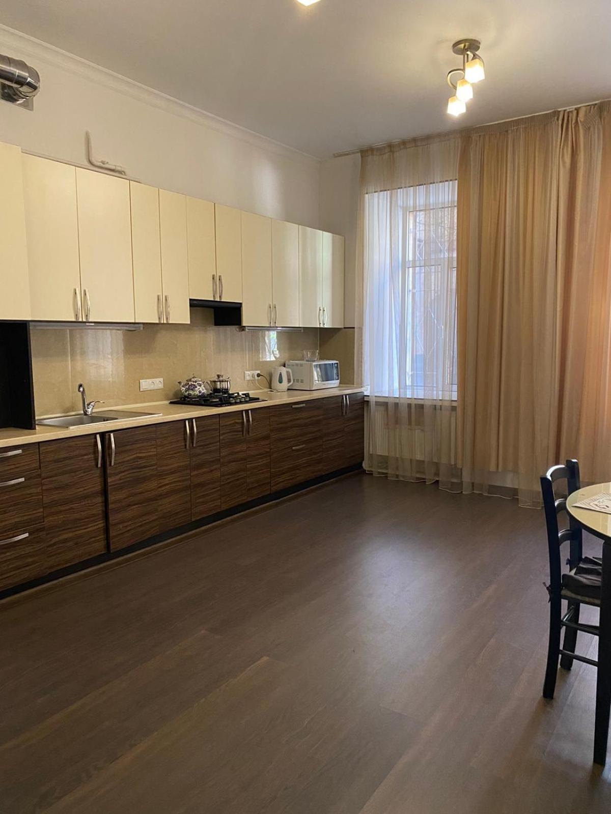Suites On Chaikovskogo Odessa Ngoại thất bức ảnh